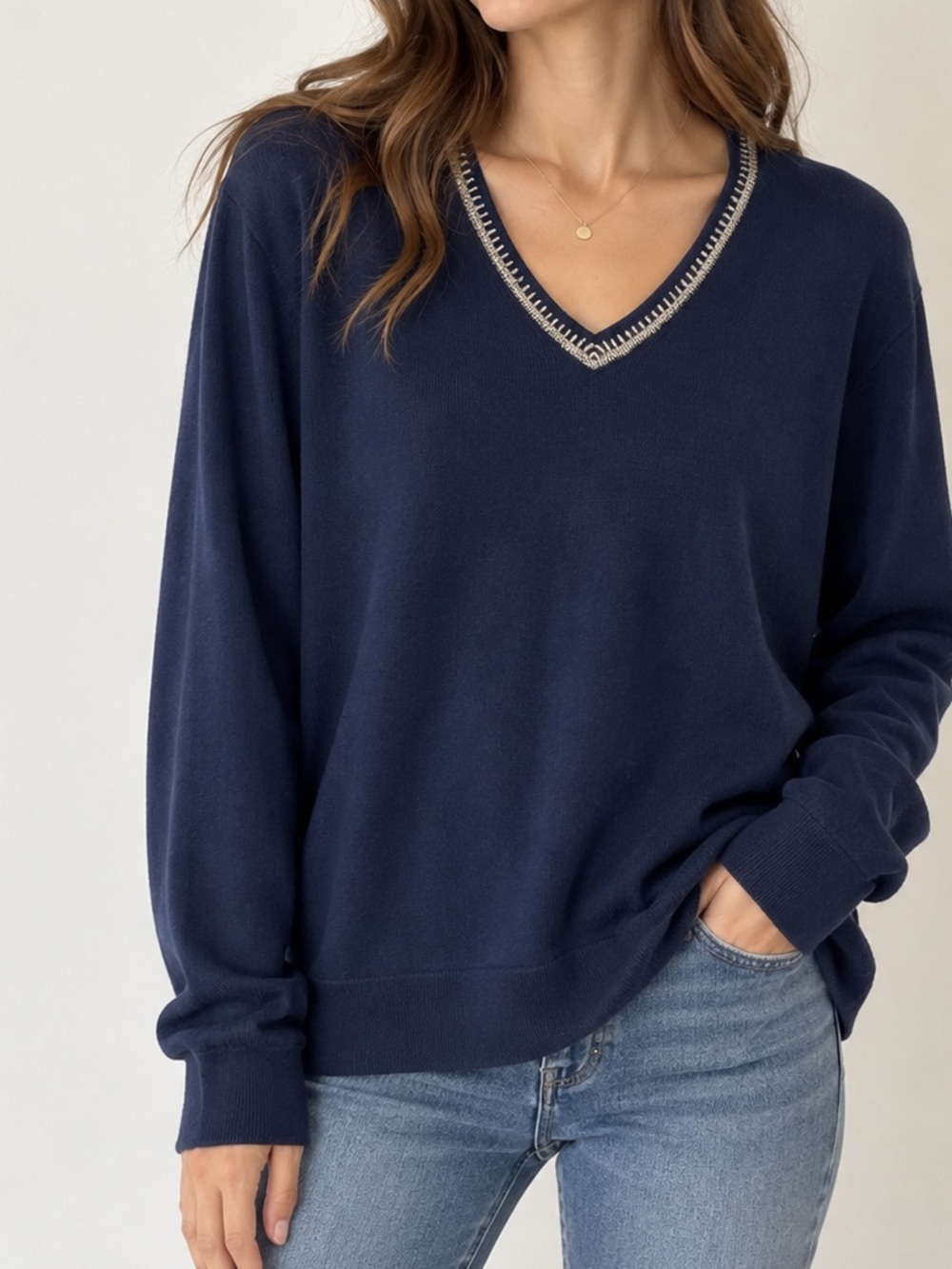 Gerard Daniel | 4 / XL | blue merino wool metallic neckline v neck light sweater